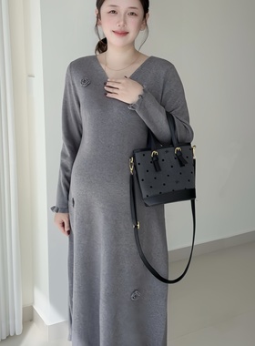 孕妇装秋冬v领中长款连衣裙木耳边针织裙气质百搭显瘦宽松A字裙
