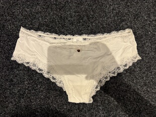外 走秀款 浪漫主义花漾白蕾丝植绒波点三角内裤 90-150斤