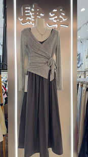 25秋季新款韩版别致设计感辣妹V领长袖上衣修身显瘦连衣裙套装女