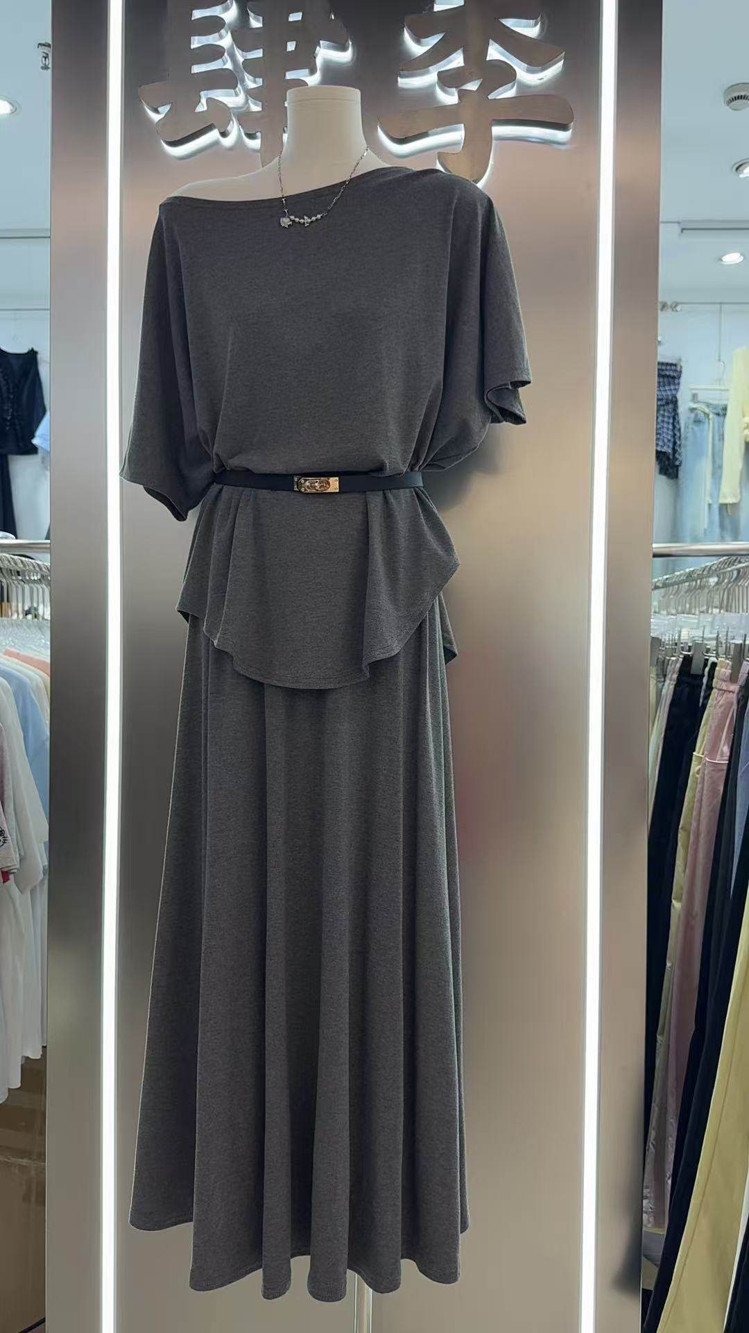 夏季新款韩版别致辣妹斜肩收腰蝙蝠衫上衣女气质高腰半身裙套装潮