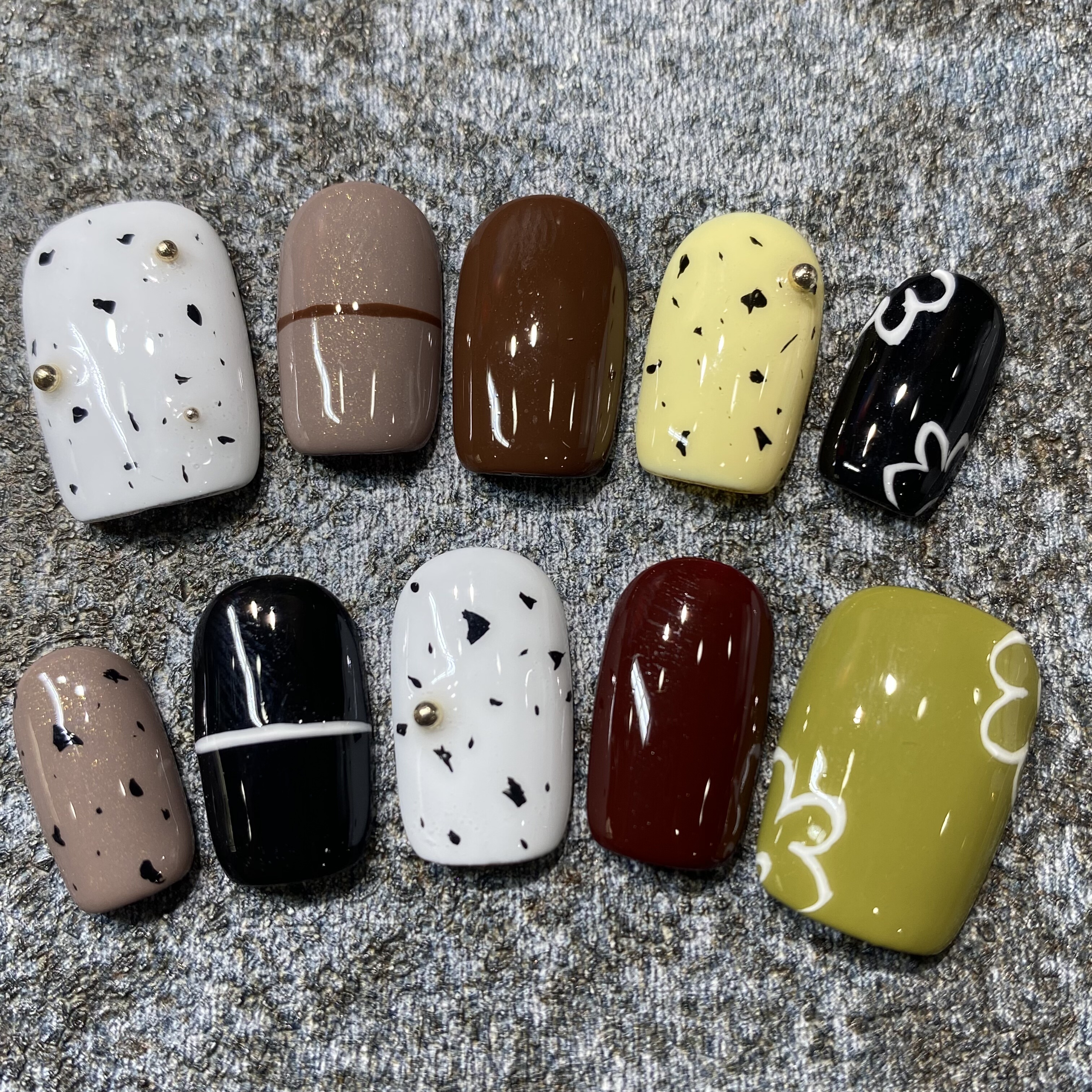 【撞色几何】手工穿戴甲新年短方圆本命年短款指甲秋冬高级感显白