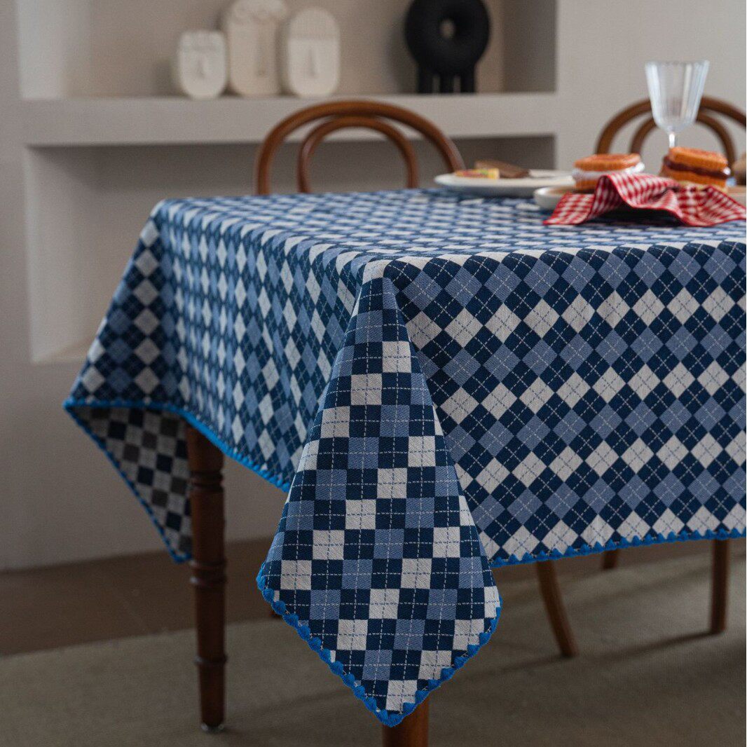 提花桌布蓝白格子节日绣花撞色餐桌布长方形装饰餐厅现代简约阳台