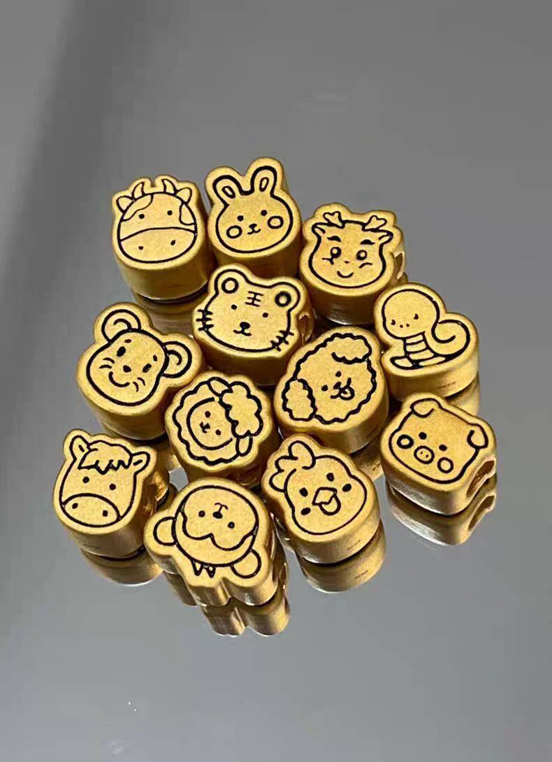 999足金饼干十二生肖转运珠黄金生肖本命年串珠3D硬金宝宝手链女