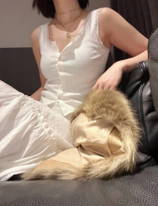 060509~秒杀「包邮 元气少女」韩版蕾丝边拼接前排可开口外穿背心