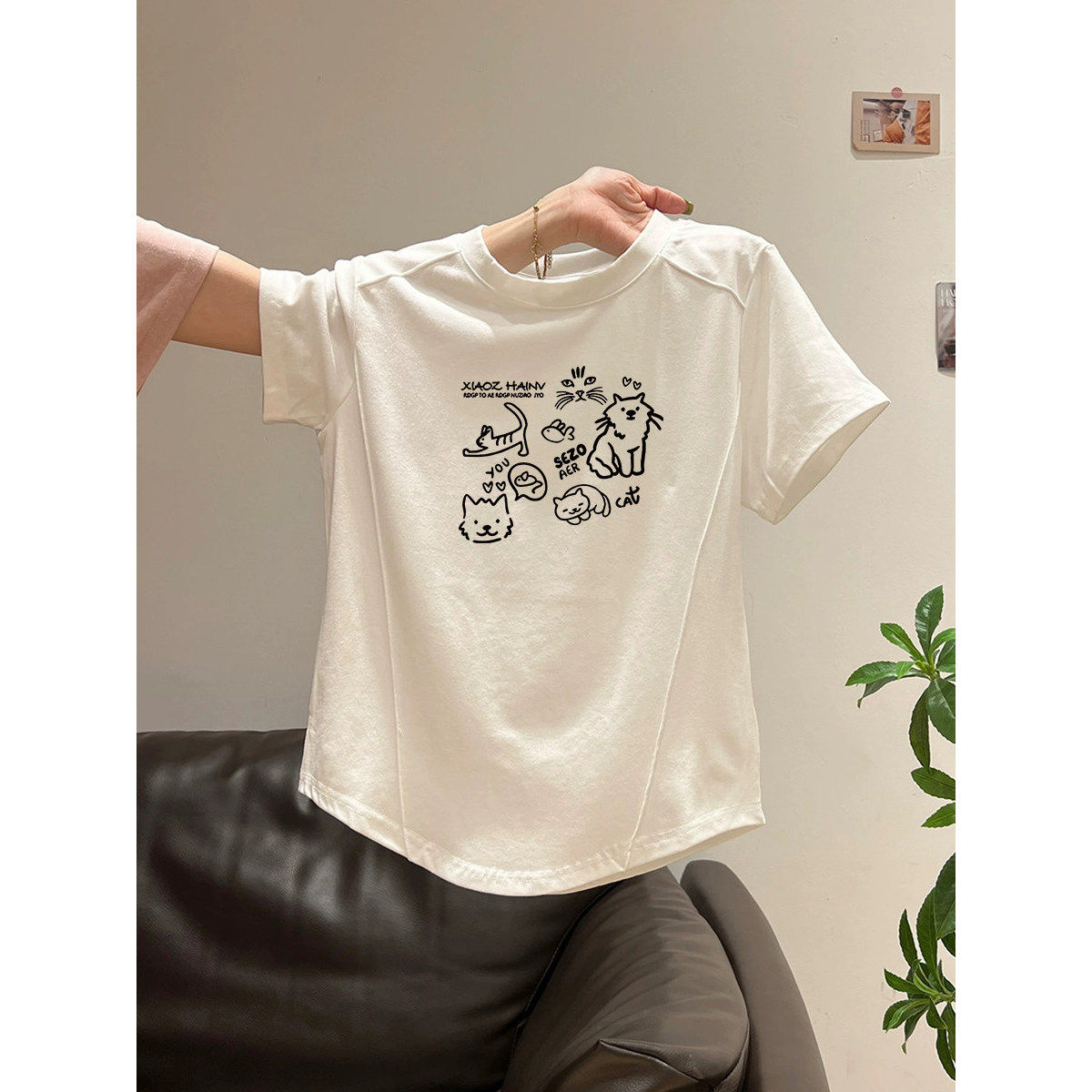 夏季正肩圆领小猫咪印花鱼骨线撞色减龄显瘦短袖T恤上衣女洋气潮