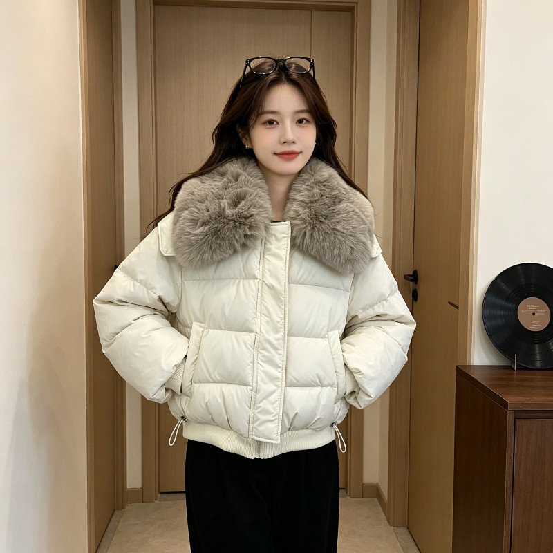 大翻领毛领轻奢风气质短款加厚保暖防寒宽松小个子棉服外套女棉袄