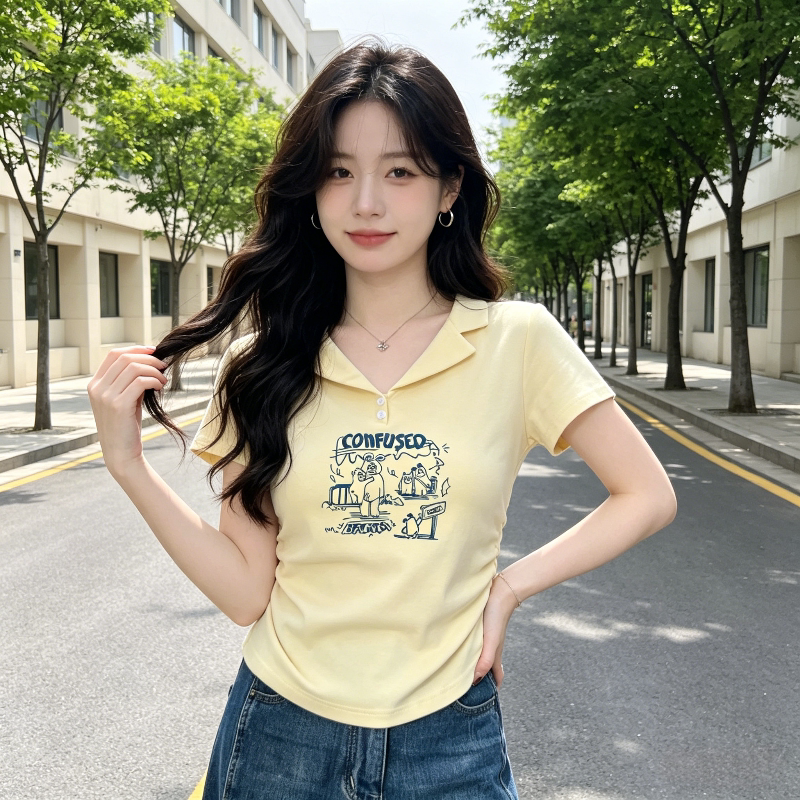 奶黄色设计感正肩短款掐腰修身显瘦短袖T恤女夏季减龄上衣Polo衫