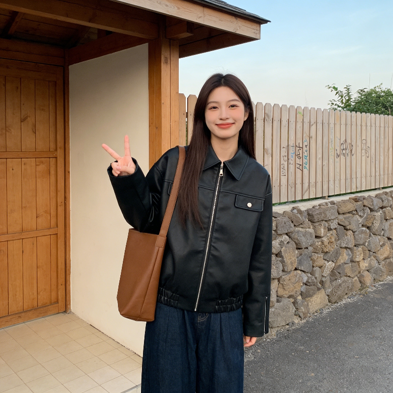 pu皮免洗亮面设计感翻领宽松小个子休闲百搭皮衣外套女机车夹克潮