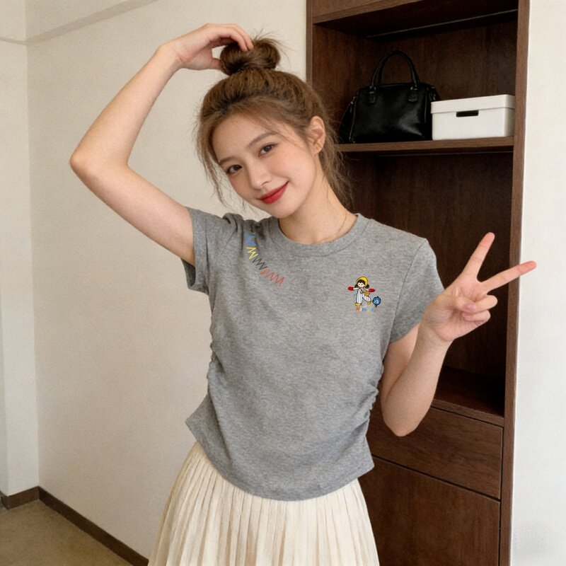 韩系灰色正肩短袖t恤女夏季2026新款小个子修身显瘦设计感小上衣