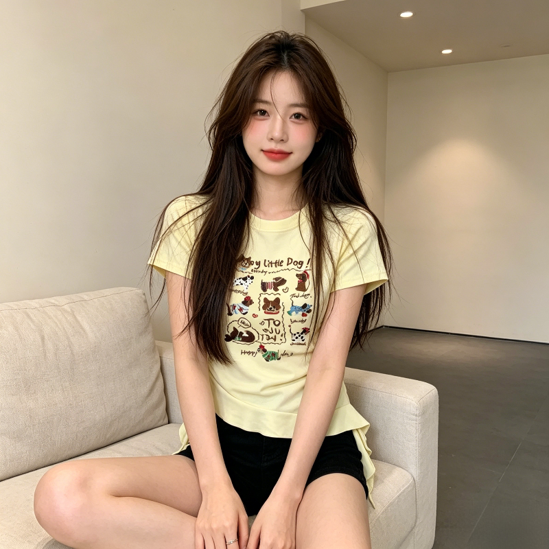 奶黄色显白减龄设计感不规则下摆正肩掐腰短袖小众短袖T恤女洋气