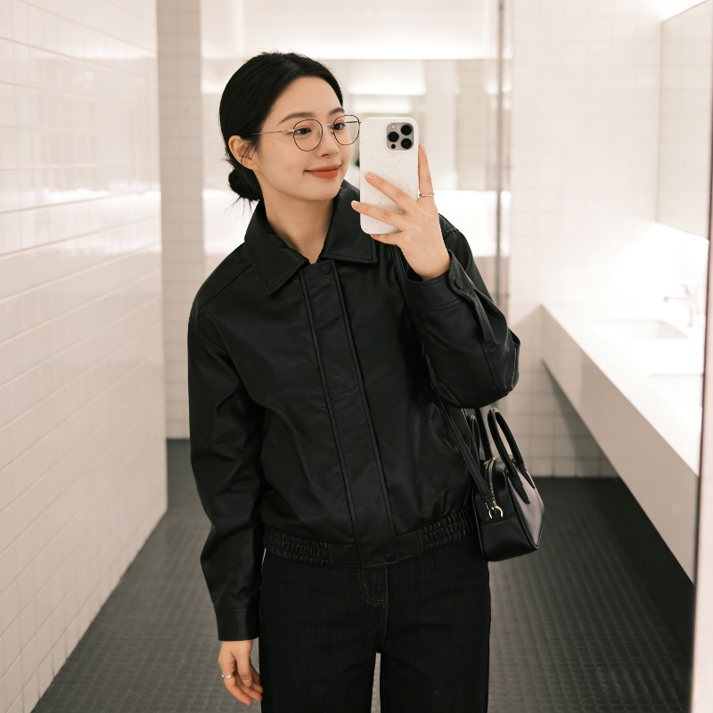 翻领美式高街帅气设计感宽松大码休闲皮衣外套女早春免洗亮面夹克