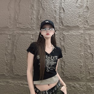 上衣甜辣妹夏时尚 DL8815美式 显瘦百搭短款 辣妹性感V领短袖 T恤修身