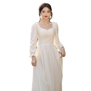 香槟色伴娘服女2026新款秋冬季长袖姐妹团礼服裙高级小众平时可穿