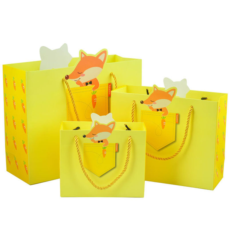 High-grade paper gift bags cute cartoon animals portable Favor full moon birthday gift bags customized bags