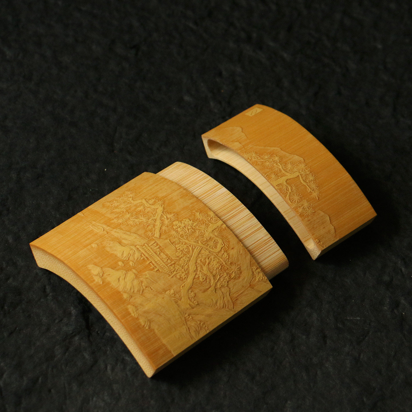 精品东阳名家老师傅纯手工留青雕刻山水老玉竹烟盒粗烟孔十枝装