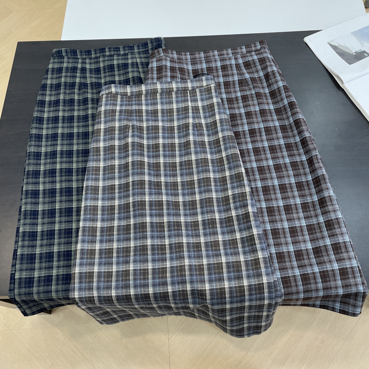 2025年秋季新款时尚气质小众百搭设计感格子半身裙K#8