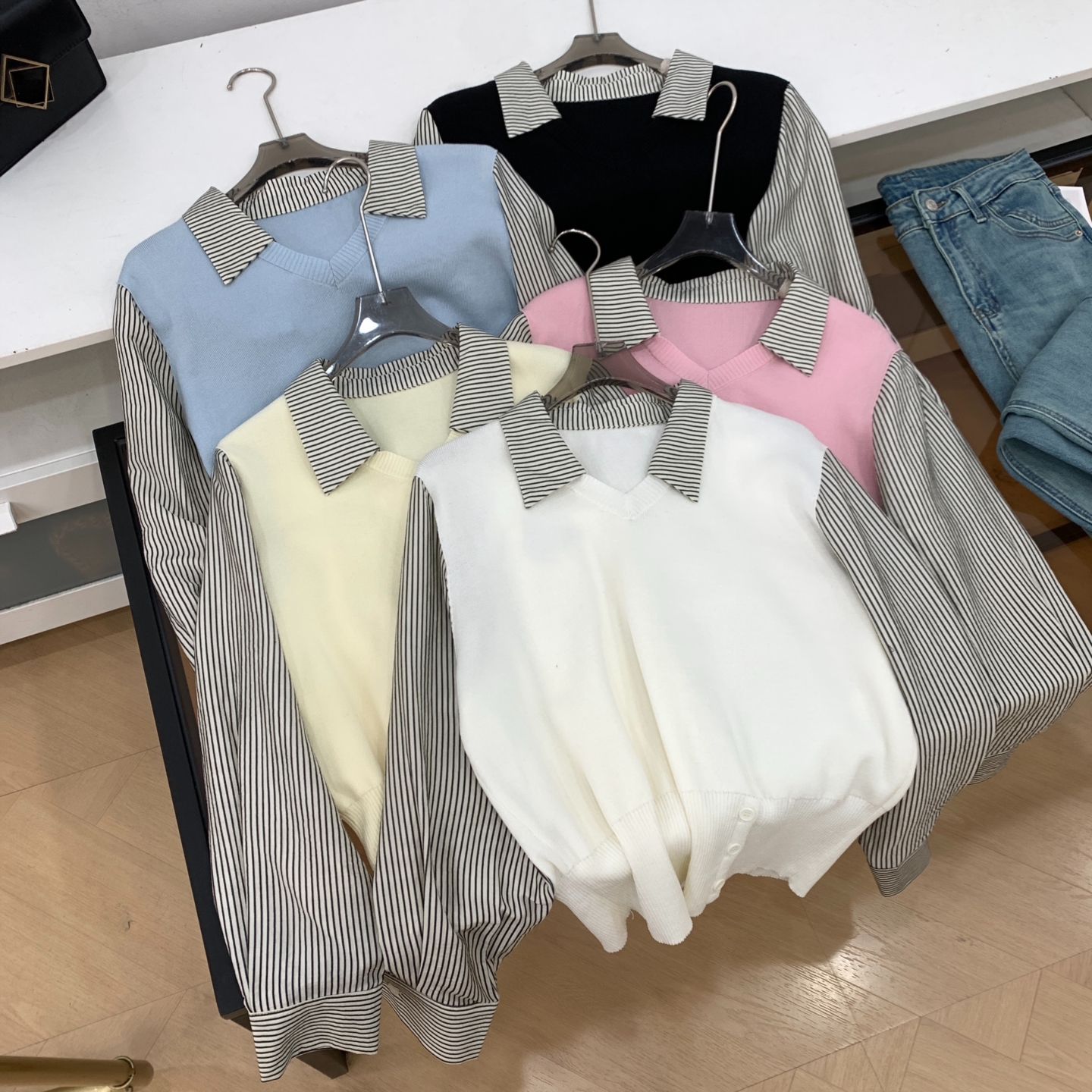 秋季新款时尚高级感拼接撞色长袖上衣女通勤小众百搭