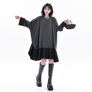 今年流行特惠欧洲站小众设计感撞色拼接卫衣裙2026春新款 宽松时尚