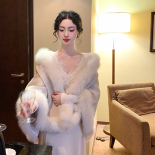 麓津自制《香氛美人》100羊毛狐狸毛斗篷燕麦色优雅百搭复古少女