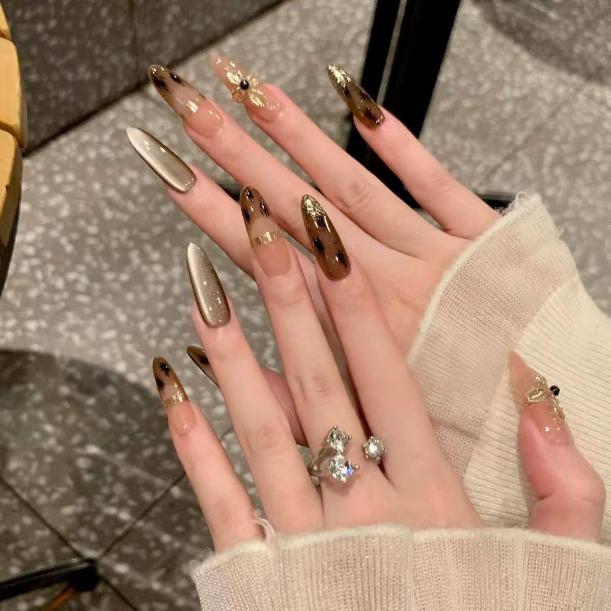 手工穿戴甲金属豹纹气质猫眼法式琥珀立体花花甲片轻奢风甜酷美甲