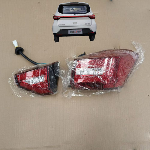 易咖E200E100后尾灯后转向灯