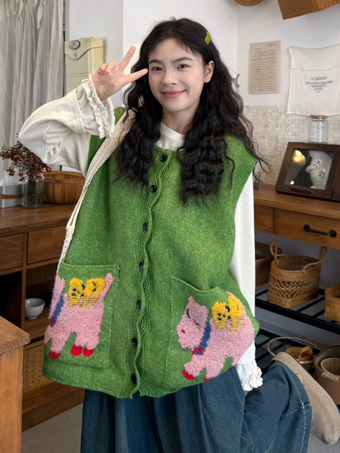 大口袋小怪兽复古好看减龄大码马甲针织宽松女生百搭休闲款马甲