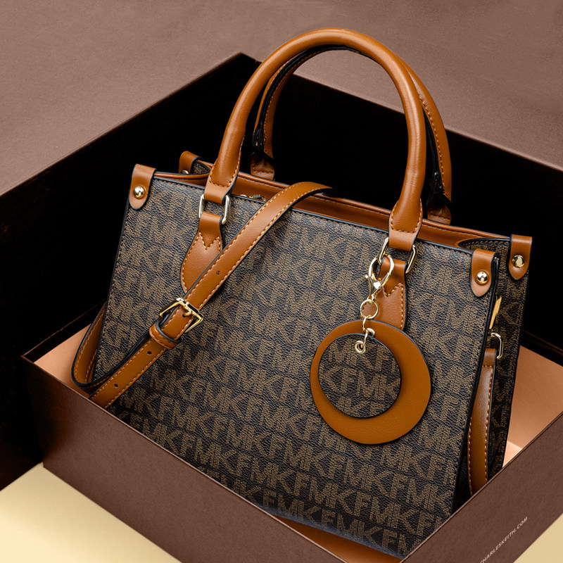 专柜正品MK F女包手提斜挎两用大品牌2020新款百搭时尚潮流单肩包