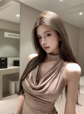 辣妹卡其色辣妹荡领挂脖吊带背心女夏外穿新款感绝美露背无袖上衣