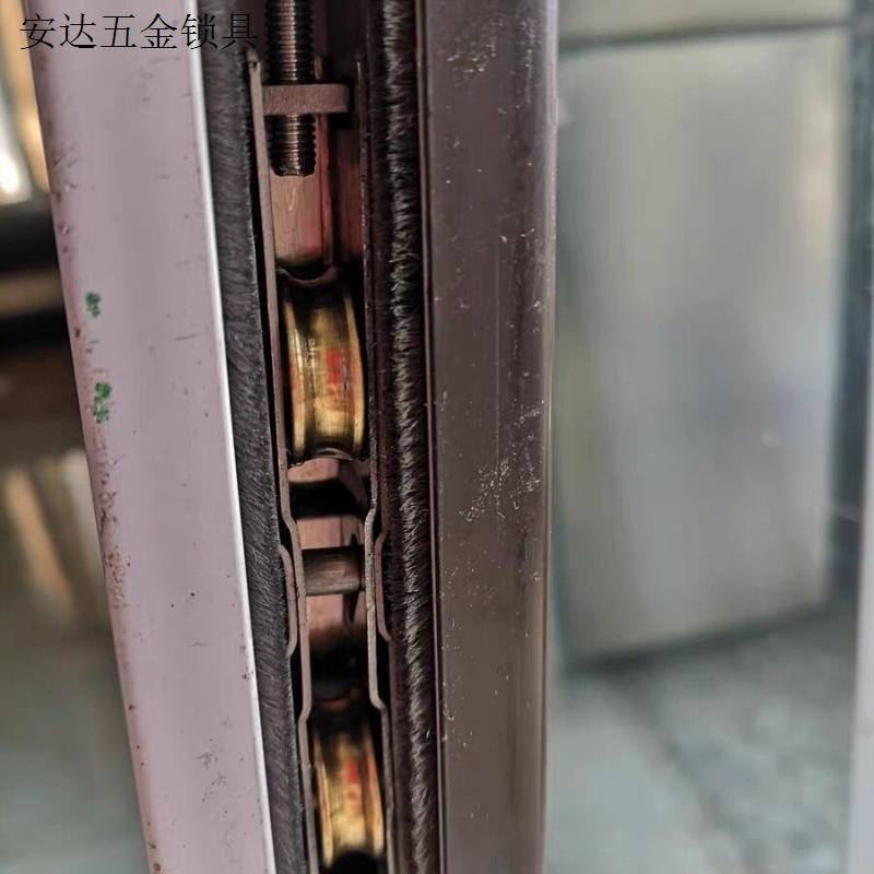 阳台推拉门地滑轮铝合金门塑钢门底部轮子移门轨道玻璃门窗长条.
