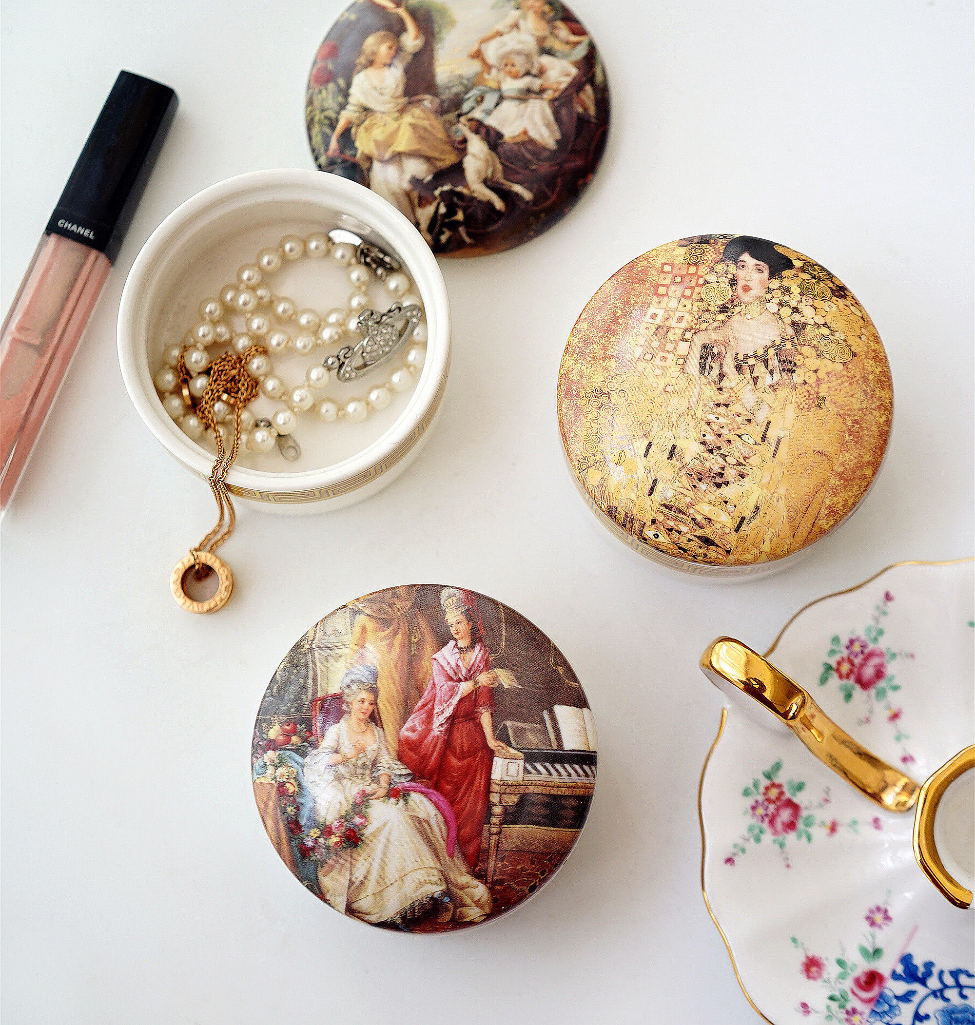 法国古典主义陶瓷收纳小盒子 油画图案带盖饰品盒 彩妆蛋收纳盒