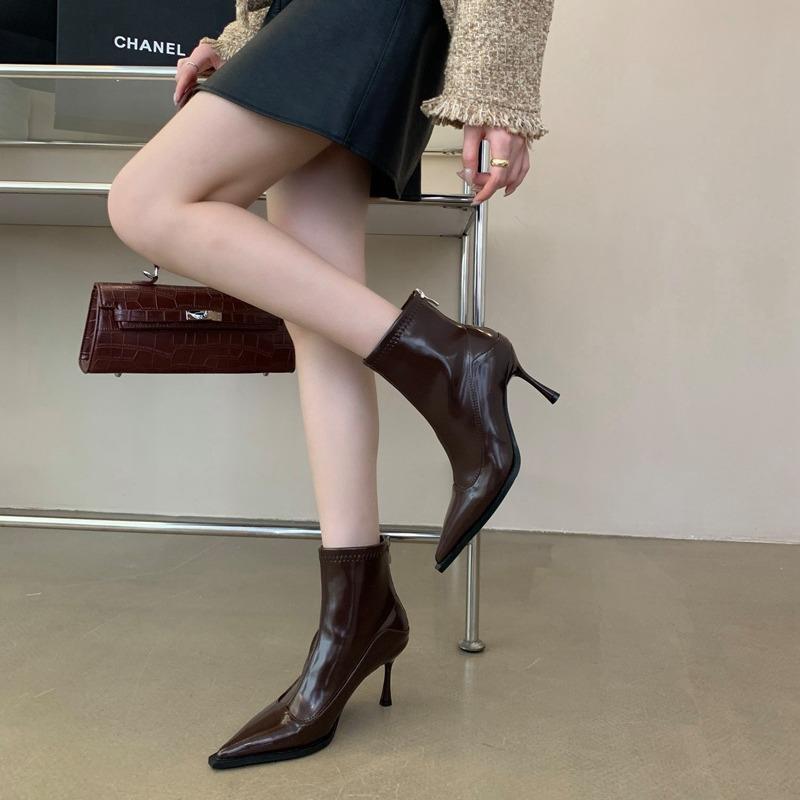 马丁靴女软皮尖头欧美短靴新款2025秋冬时装靴尖头细高跟瘦瘦靴子