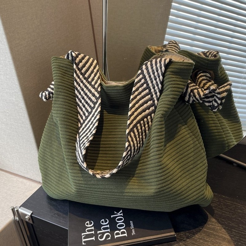 休闲慵懒风包包女秋冬新款时尚灯芯绒托特包大容量通勤单肩腋下包,箱包皮具/热销女包/男包,通用款女包,淘宝优惠券,粉丝福利购,淘宝优惠卷