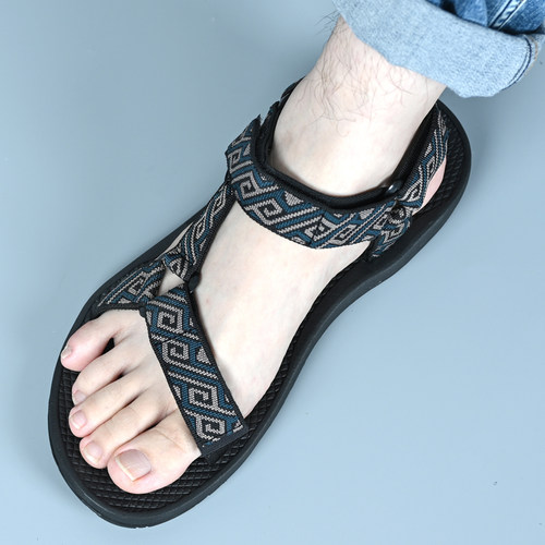 越南进口经典百搭快干透气凉鞋