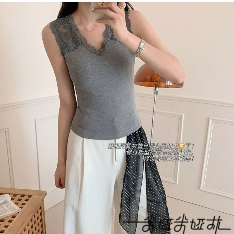 米娅林5298女秋冬显瘦全棉磨毛宽肩带背心内搭外穿吊带蕾丝打底衫