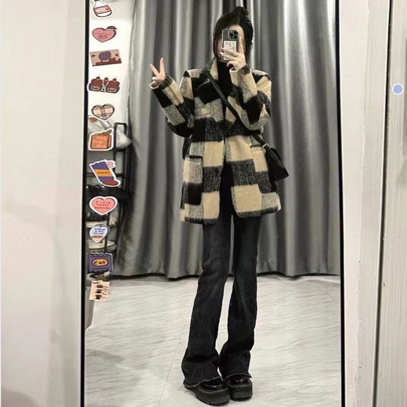 小香风格子毛呢西装外套女冬季新款宽松加厚呢子大衣高级感赫本风