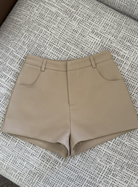 卡其色高腰短裤女2025新款老钱风显瘦百搭a字高腰外穿西装休闲裤