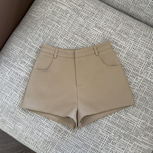 卡其色高腰短裤女2026新款老钱风显瘦百搭a字高腰外穿西装休闲裤