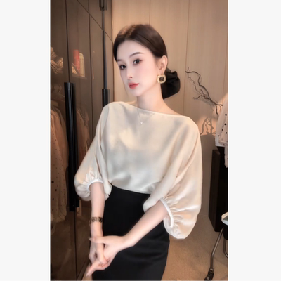 刘欣B店 一字领蝙蝠衫中袖上衣S366