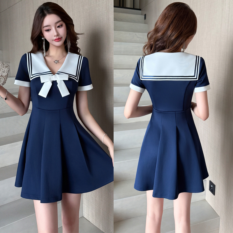校园风桑拿沐足技师上班工作服新款秋季时尚收腰遮肚子连衣裙工装