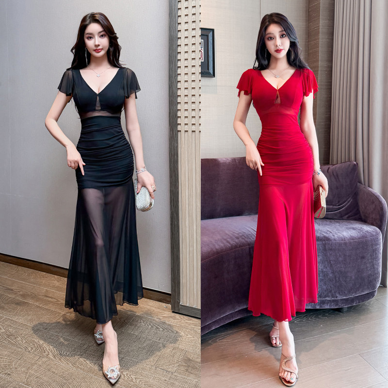 2026年春季柔式网纱spa桑拿养生技师修身v领洗浴中心连衣裙工衣潮