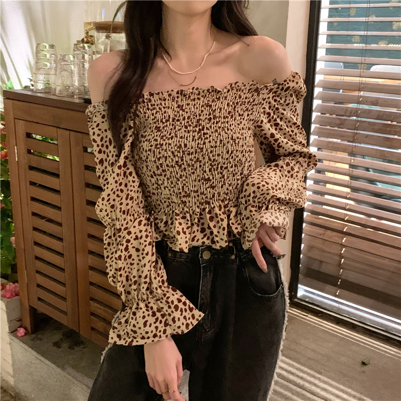 Real price hot girl off shoulder chiffon shirt Korean loose elastic square neck Bubble Sleeve Jacket