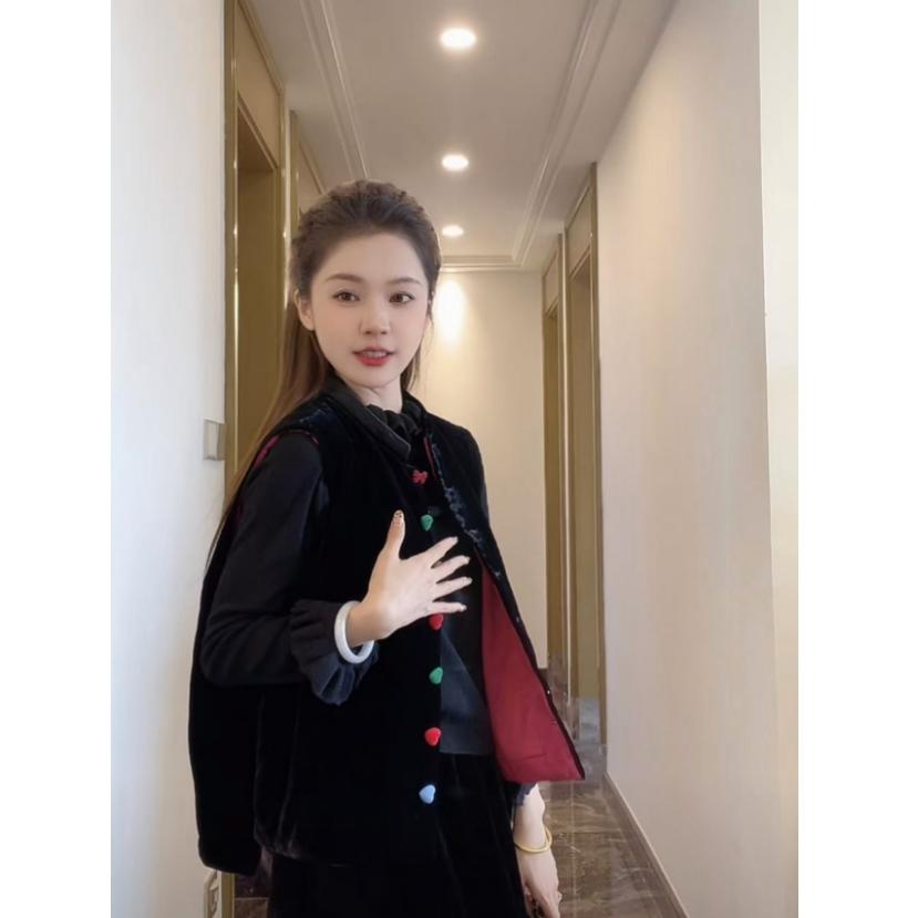 TWINKLE跳跳【爱心丝绒马甲】 早春高级感温柔新中式马甲棉外套女