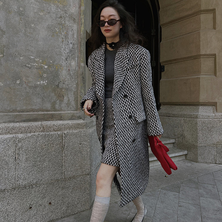 高质静奢风 法式复古时髦粗纺编织感羊毛半裙+连衣裙