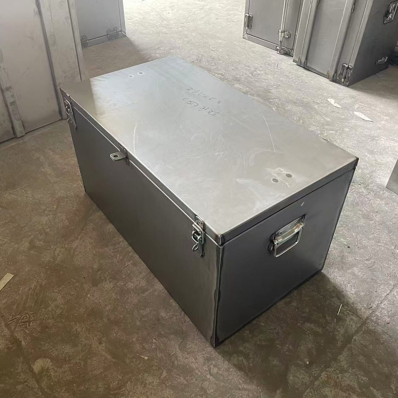 皮卡工具箱上开门铁工具箱工地工具箱双排工具箱镀锌工具箱铁箱子