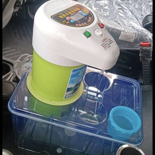 24V车载饮水机货车车载烧水壶智能触屏款烧水器12V全自动加热器