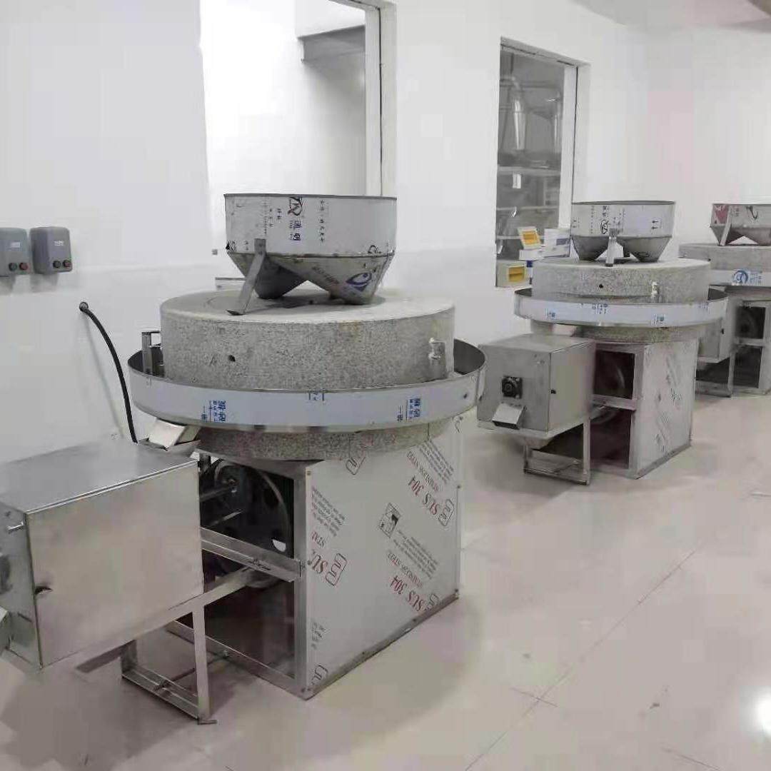 大型电动石磨面粉机商用粗粮面粉加工机械超细五谷杂粮粉加工家用