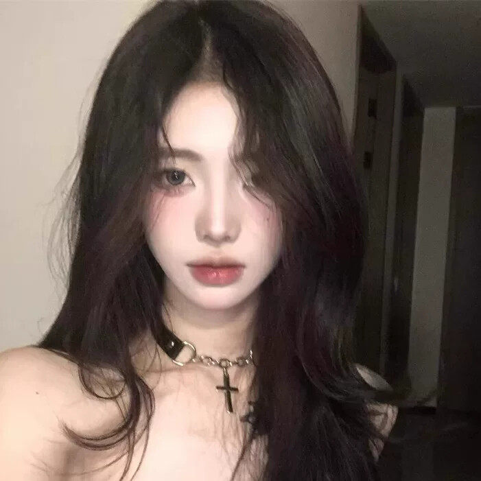 朋克辣妹十字架吊坠颈链choker哥特亚文化皮质项圈潮酷设计感项链