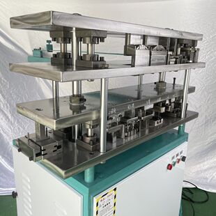 铝合金门窗冲孔机 液压冲床 门窗冲孔机 模具冲模全套(肯德基门)