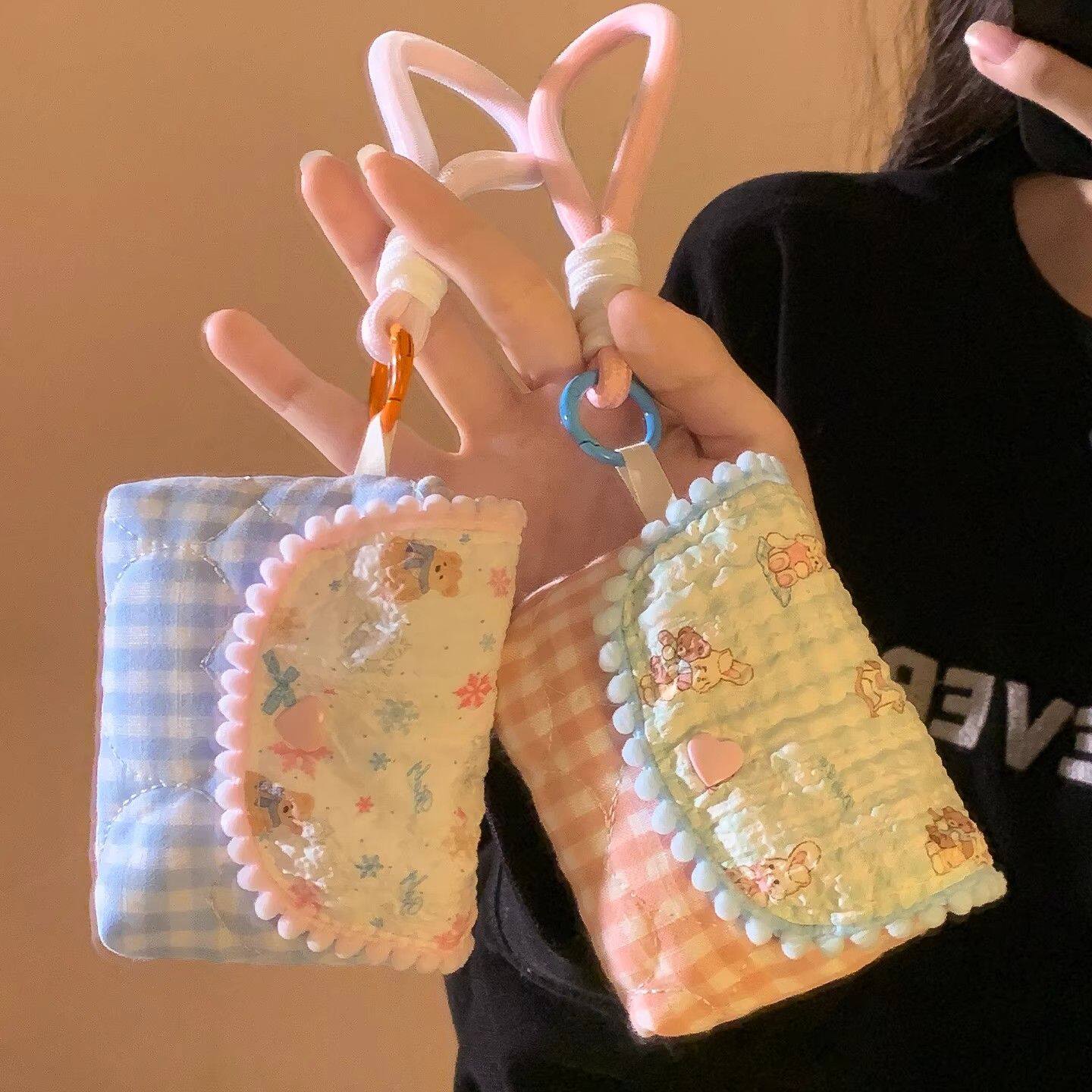 高颜值碎花卫生巾收纳包便携月事包姨妈包可爱手提外出迷