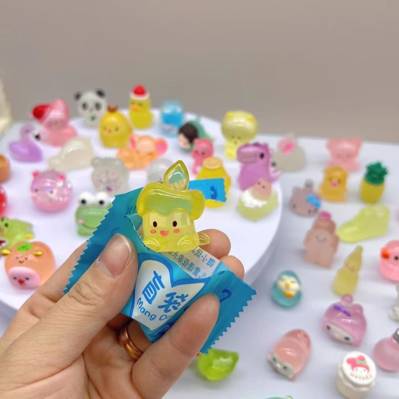 夜光盲袋仿真立体小动物儿童玩具可爱独立包装发光模型盲盒小礼物